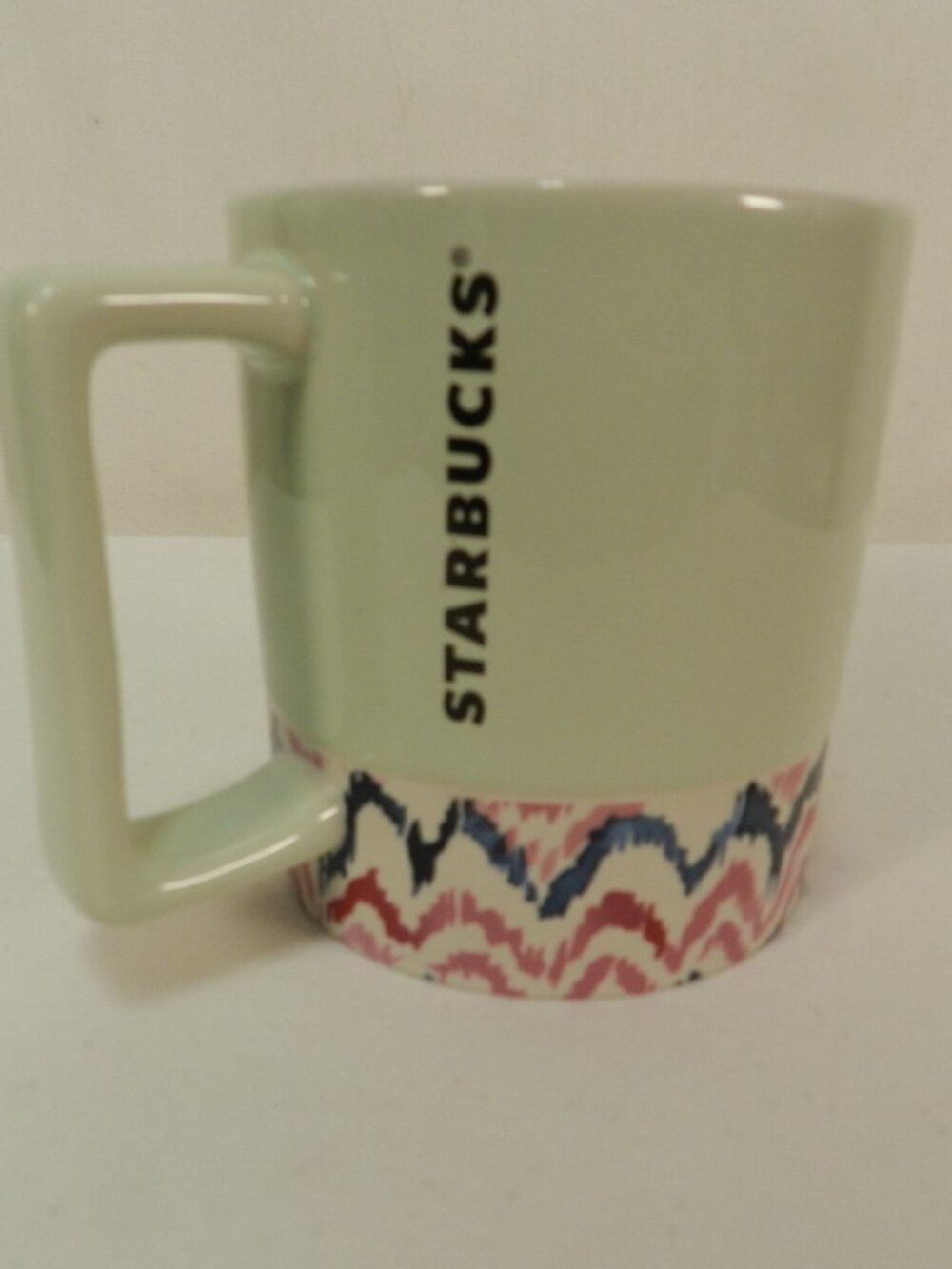 Starbucks Hint of Mint 2017 Valentine Collection mug cup Micro Dish